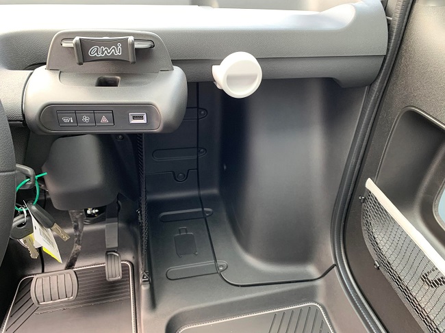 Pince téléphone / chauffage / porte sac